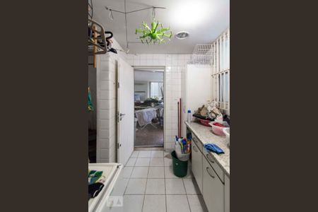 Casa à venda com 431m², 4 quartos e 5 vagasÁrea de Serviço