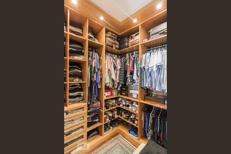 Apartamento à venda com 169m², 4 quartos e 3 vagas