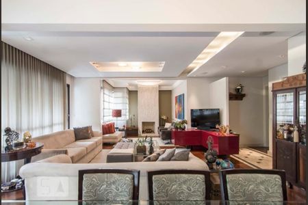 Apartamento à venda com 169m², 4 quartos e 3 vagas