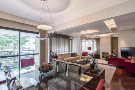 Apartamento à venda com 169m², 4 quartos e 3 vagas Apartamento à venda com 169m², 4 quartos e 3 vagasSala