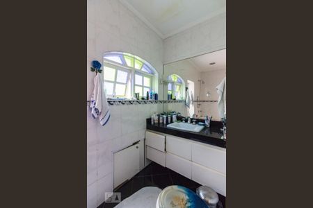 Casa à venda com 400m², 4 quartos e 5 vagasBanheiro