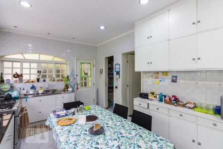 Casa à venda com 400m², 4 quartos e 5 vagasCozinha