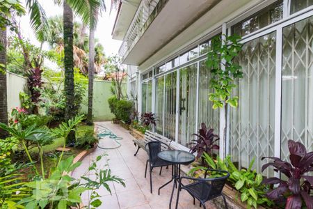 Casa à venda com 400m², 4 quartos e 5 vagasÁrea Externa