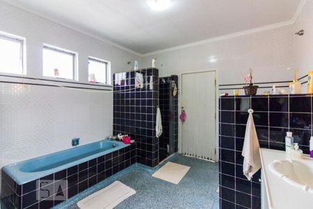 Casa à venda com 400m², 4 quartos e 5 vagasBanheiro