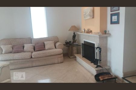 Apartamento para alugar com 216m², 4 quartos e 3 vagasSala