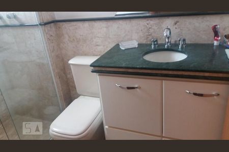Apartamento para alugar com 216m², 4 quartos e 3 vagasBanheiro