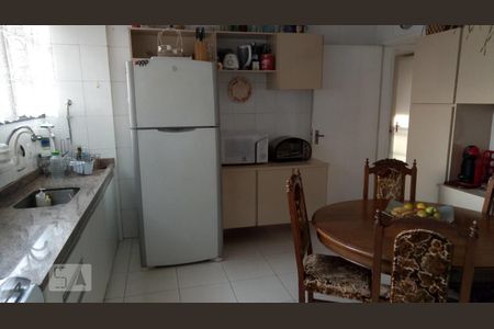 Apartamento à venda com 140m², 3 quartos e 1 vaga