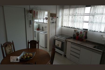 Apartamento à venda com 140m², 3 quartos e 1 vaga Apartamento à venda com 140m², 3 quartos e 1 vagaCozinha