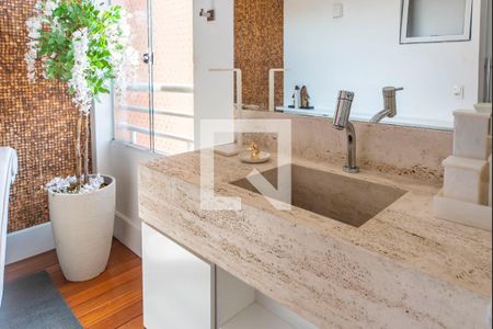 Apartamento à venda com 92m², 2 quartos e 3 vagasPia