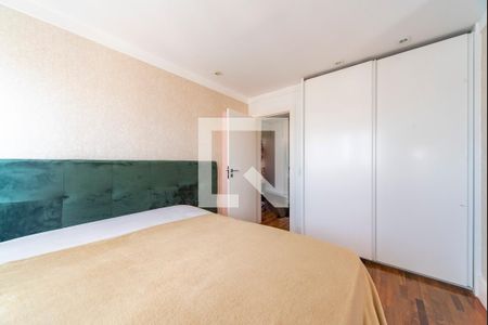Apartamento à venda com 92m², 2 quartos e 3 vagasQuarto 2