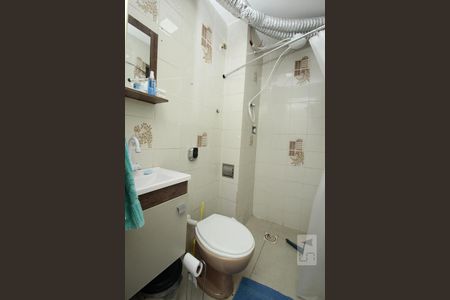 Apartamento para alugar com 45m², 2 quartos e sem vagaBanheiro