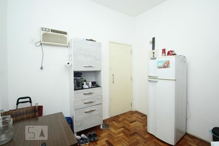 Sala/Cozinha de apartamento para alugar com 2 quartos, 45m² em Centro, Rio de Janeiro