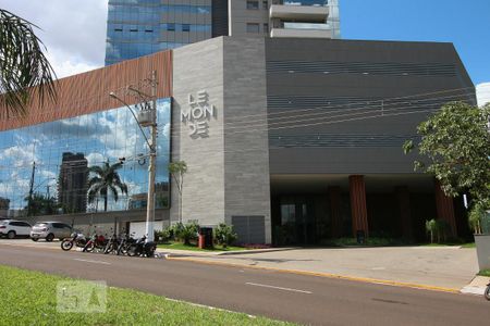 Apartamento para alugar com 72m², 1 quarto e 2 vagasPortaria