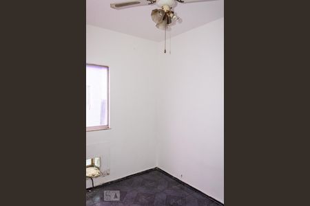 Quarto 1 de apartamento para alugar com 2 quartos, 45m² em Campo Grande, Rio de Janeiro