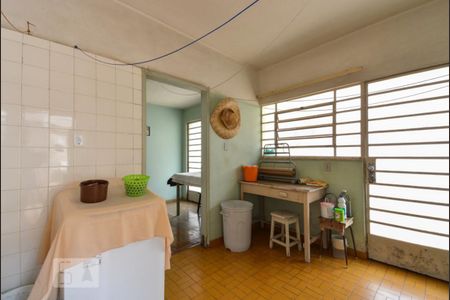 Casa à venda com 454m², 3 quartos e 5 vagas Casa à venda com 454m², 3 quartos e 5 vagasÁrea de Serviço