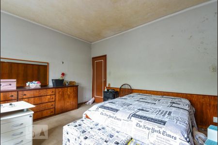 Casa à venda com 454m², 3 quartos e 5 vagas Casa à venda com 454m², 3 quartos e 5 vagasQuarto