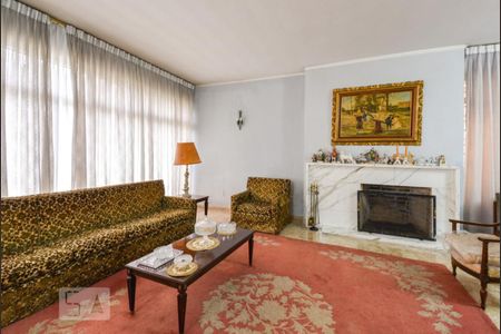 Casa à venda com 454m², 3 quartos e 5 vagas