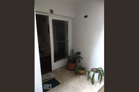 Casa à venda com 250m², 3 quartos e 3 vagas Casa à venda com 250m², 3 quartos e 3 vagasÁrea Externa