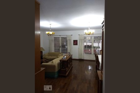 Sala de casa à venda com 3 quartos, 250m² em Moema, São Paulo