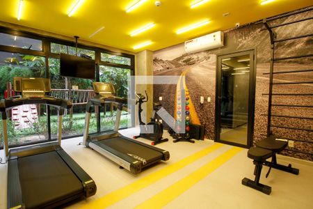 Studio para alugar com 26m², 1 quarto e sem vaga Studio para alugar com 26m², 1 quarto e sem vagaÁrea Comum - Academia