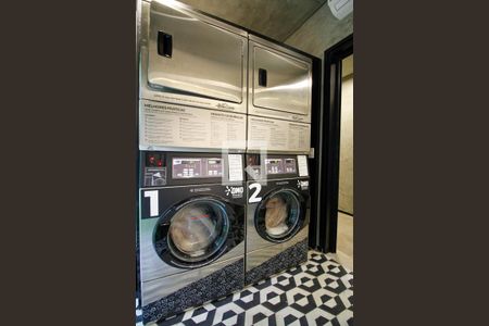 Studio para alugar com 26m², 1 quarto e sem vaga Studio para alugar com 26m², 1 quarto e sem vagaÁrea Comum - Lavanderia