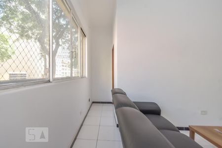 Apartamento à venda com 49m², 1 quarto e sem vagaSala