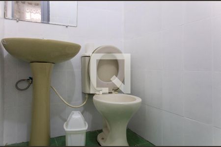 Casa para alugar com 27m², 1 quarto e sem vaga Casa para alugar com 27m², 1 quarto e sem vagaBanheiro
