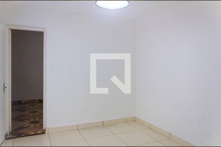 Sala de casa para alugar com 1 quarto, 27m² em Jardim Nosso Lar, São Paulo