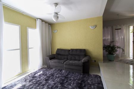 Sala de casa para alugar com 3 quartos, 116m² em Jardim Santa Rosália, Sorocaba