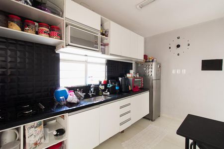 Casa para alugar com 116m², 3 quartos e 2 vagasCozinha