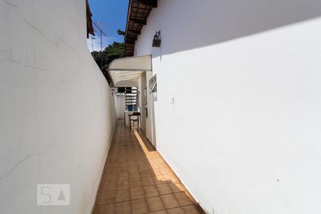 Casa para alugar com 116m², 3 quartos e 2 vagasCorredor