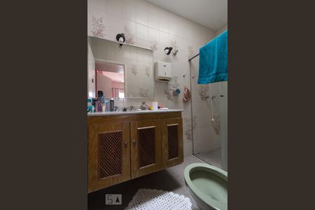 Casa para alugar com 116m², 3 quartos e 2 vagasBanheiro suíte