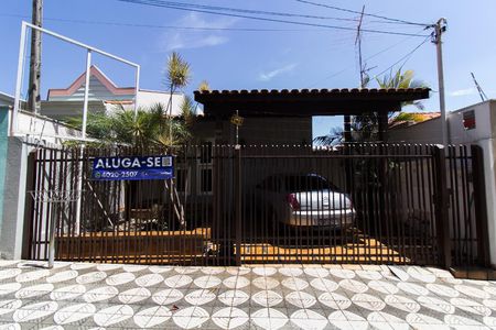 Casa para alugar com 116m², 3 quartos e 2 vagasFachada