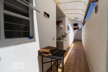 Casa para alugar com 116m², 3 quartos e 2 vagasCorredor