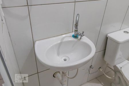 Detalhe do Banheiro de casa para alugar com 1 quarto, 67m² em Nova Aldeinha, Barueri