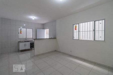 Sala de casa para alugar com 1 quarto, 43m² em Nova Aldeinha, Barueri
