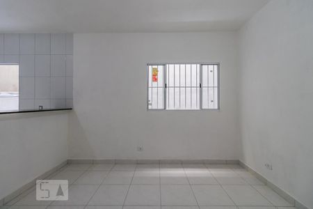 Sala de casa para alugar com 1 quarto, 43m² em Nova Aldeinha, Barueri