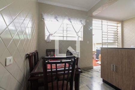 Apartamento à venda com 104m², 2 quartos e sem vagaCozinha 