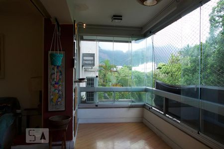 sala vista de apartamento à venda com 3 quartos, 200m² em Gávea, Rio de Janeiro