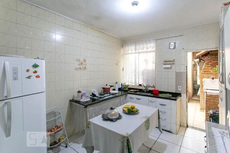 Casa à venda com 75m², 2 quartos e 1 vaga Casa à venda com 75m², 2 quartos e 1 vagaCozinha