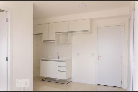 Sala de apartamento para alugar com 2 quartos, 34m² em Socorro, São Paulo