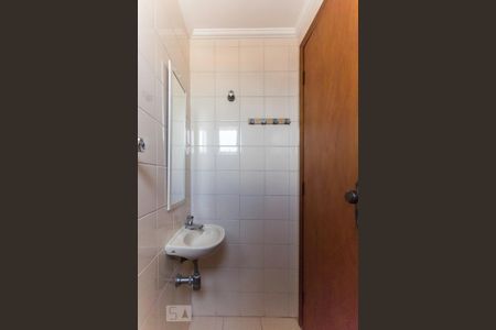Apartamento à venda com 65m², 2 quartos e 2 vagasBanheiro de Serviço