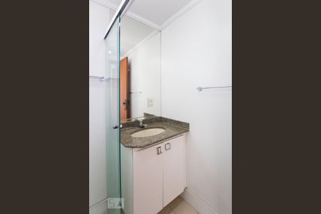 Apartamento à venda com 65m², 2 quartos e 2 vagasBanheiro