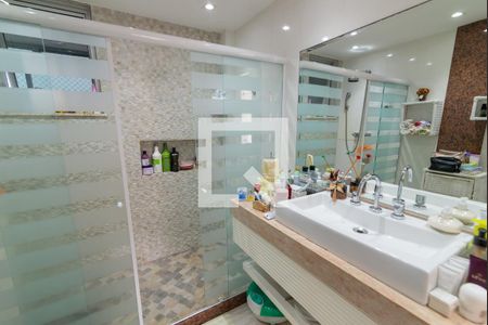 Apartamento para alugar com 66m², 2 quartos e 1 vagaBanheiro