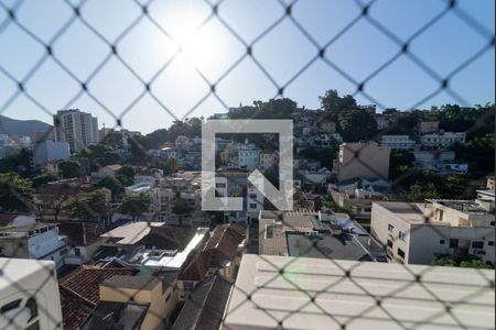 Vista do Quarto 1 de apartamento para alugar com 2 quartos, 66m² em Vila Isabel, Rio de Janeiro