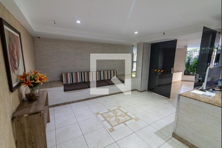 Apartamento para alugar com 66m², 2 quartos e 1 vagaHall