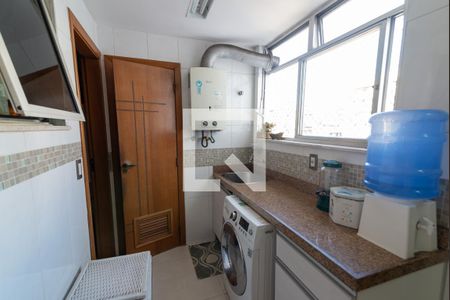 Apartamento para alugar com 66m², 2 quartos e 1 vagaÁrea de Serviço