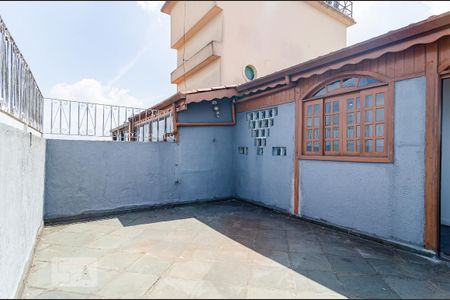 Apartamento à venda com 125m², 3 quartos e 2 vagas Apartamento à venda com 125m², 3 quartos e 2 vagasTerraço