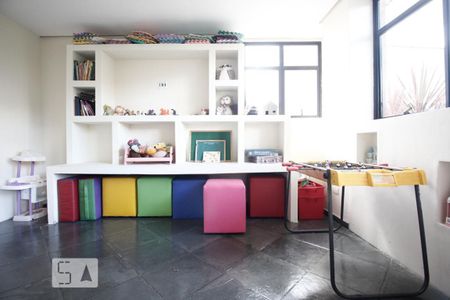 Apartamento à venda com 125m², 3 quartos e 2 vagas Apartamento à venda com 125m², 3 quartos e 2 vagasBrinquedoteca