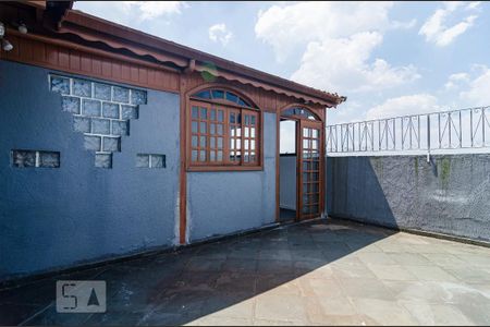 Apartamento à venda com 125m², 3 quartos e 2 vagas Apartamento à venda com 125m², 3 quartos e 2 vagasTerraço